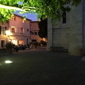  Apartment Le Petit Clocher De