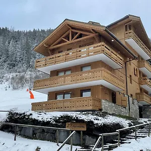  Apartment Centre La Chaudanne, Real In And Out, 3 Bedrooms 2 Bathrooms Newly Renovated, L'eperviere France